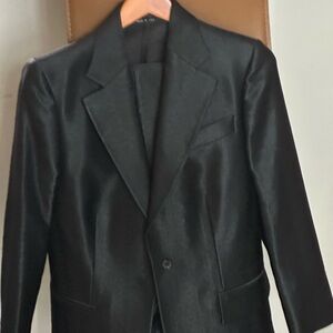 Gucci New Black Formal Suit Size 46